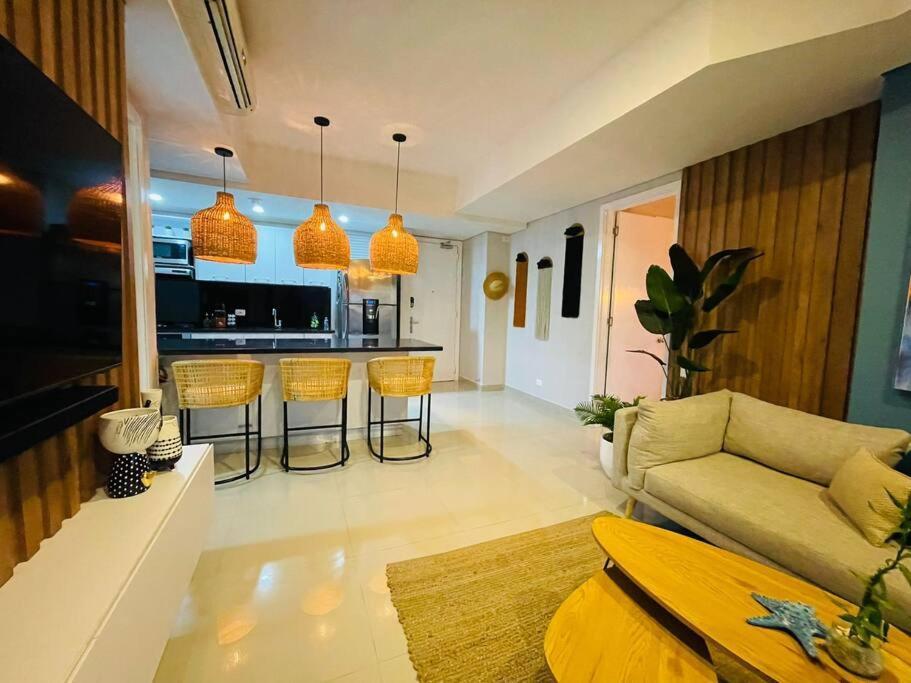 Apartment 2-2 Palmetto Eliptic 3403 Enchanted Jewel *